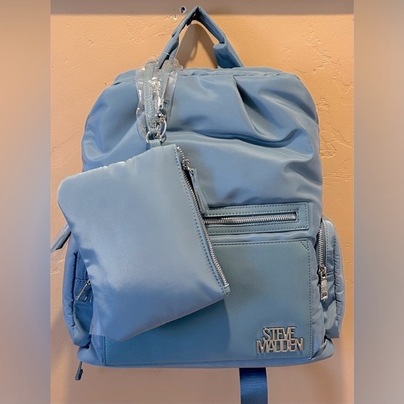 Steve Madden BHAYVE Large Blue Backpack With Matching Wristlet - Picture 2 of 8